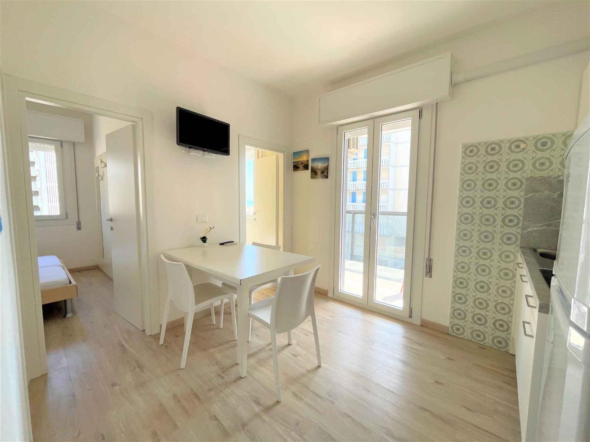 Apartment In 37068 *