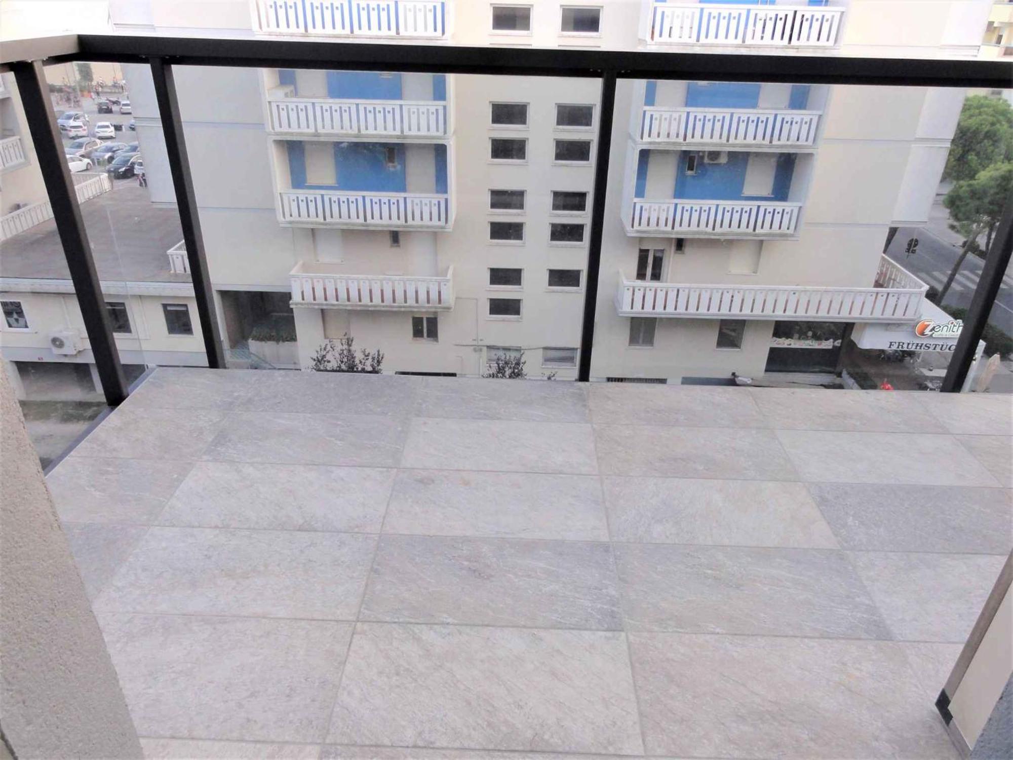 In 37068 Apartment *